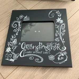 Picture Frame Square 11” x 11”. Fits 4x6 Photo. “A Grandmother Loves w/o Limit.”